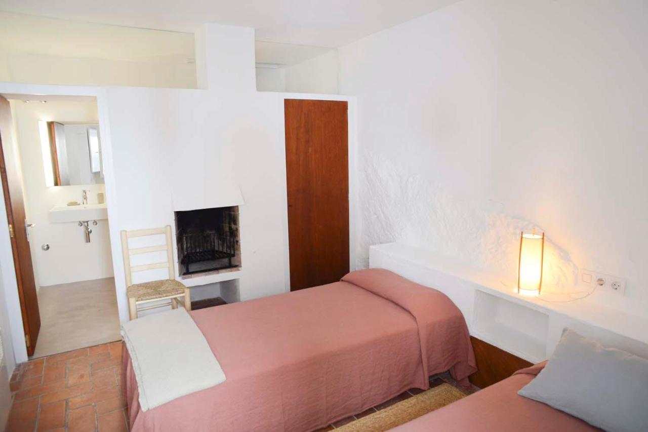 Вилла Cozy Townhouse In The Heart Of Cadaques By By Ja Coderch Экстерьер фото